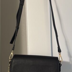 Black Leather Crossbody Bag - Laundry by Shelli Segal